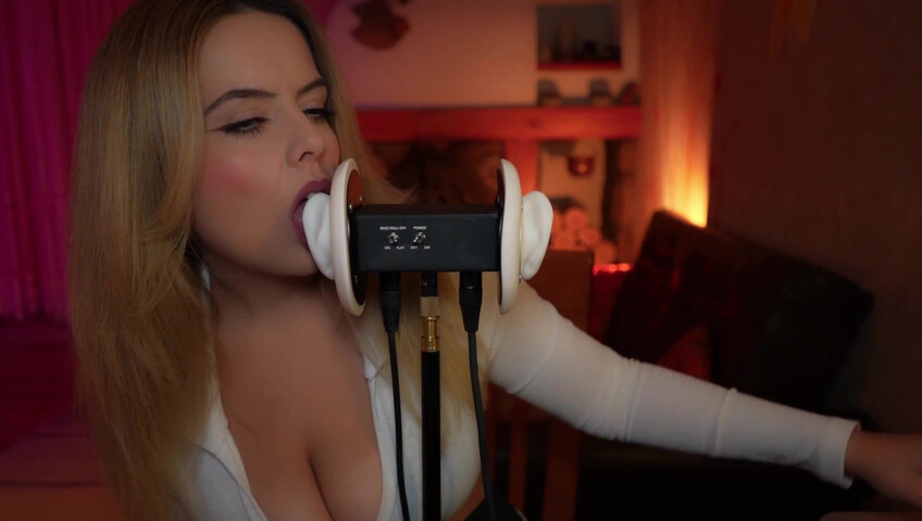 Trinki ASMR - 25 October 2025 - ASMR STEREO EAR LICKING
