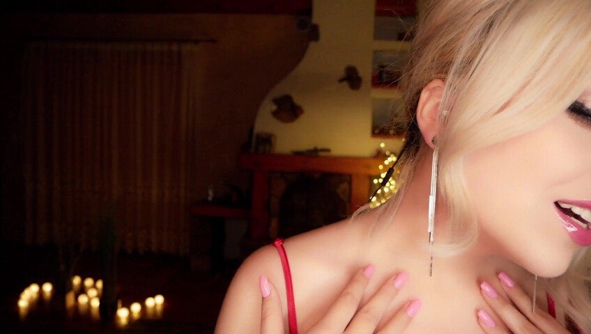 Trinki ASMR - 17 September 2025 - Close Up Kisses For You