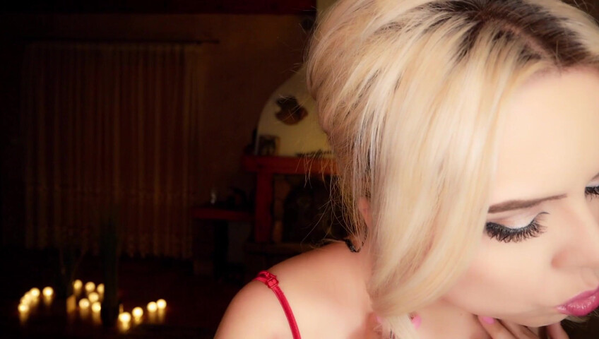 Trinki ASMR - 17 September 2025 - Close Up Kisses For You