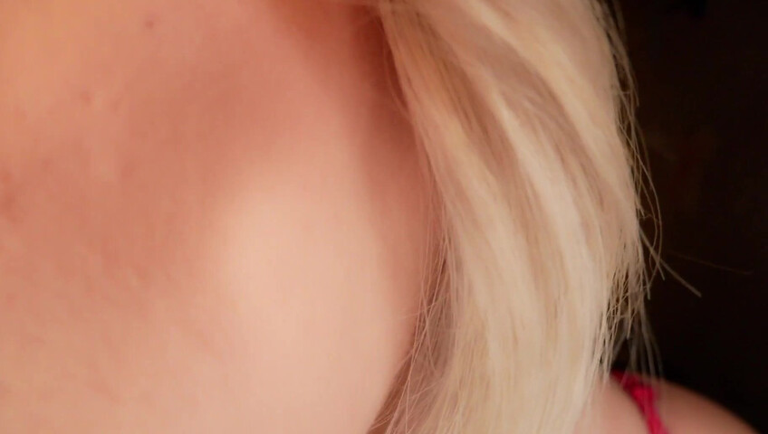 Trinki ASMR - 17 September 2025 - Close Up Kisses For You