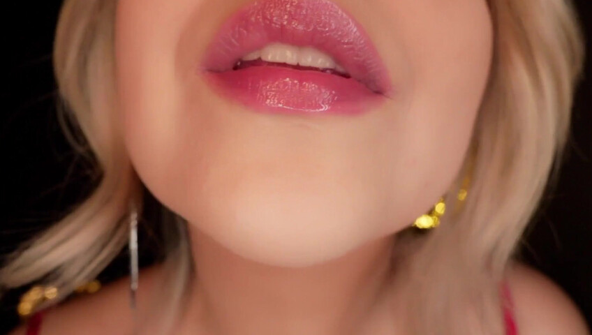 Trinki ASMR - 17 September 2025 - Close Up Kisses For You