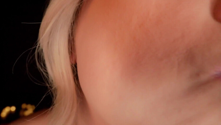 Trinki ASMR - 17 September 2025 - Close Up Kisses For You