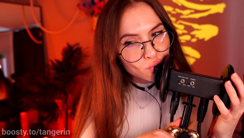 Tangerin ASMR - 24 October 2025 - Close Ear Licking & Lipping