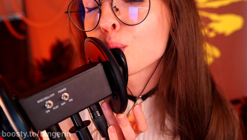 Tangerin ASMR - 24 October 2025 - Close Ear Licking & Lipping