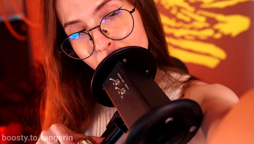 Tangerin ASMR - 24 October 2025 - Close Ear Licking & Lipping