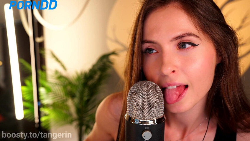 Tangerin ASMR - 13 November 2025 - Ear Licking - Lipping & Eye Contact