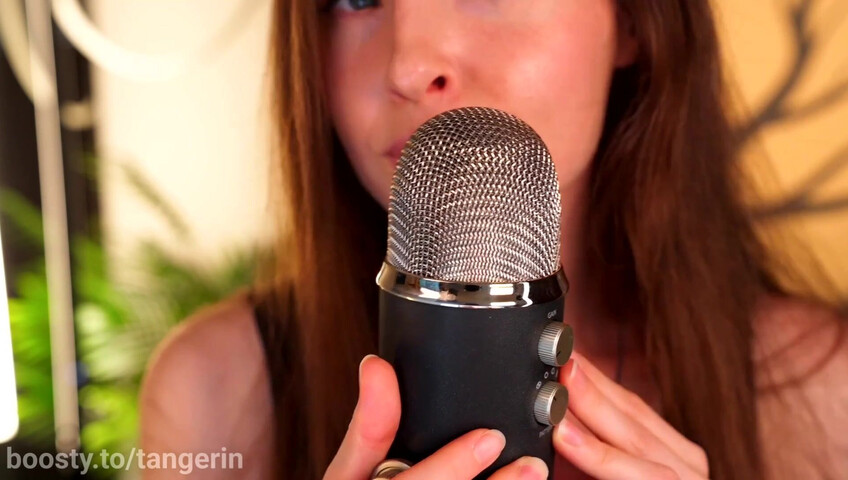 Tangerin ASMR - 13 November 2025 - Ear Licking - Lipping & Eye Contact