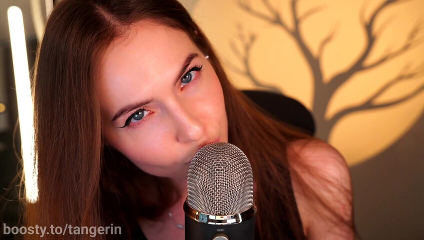 Tangerin ASMR - 13 November 2025 - Ear Licking - Lipping & Eye Contact