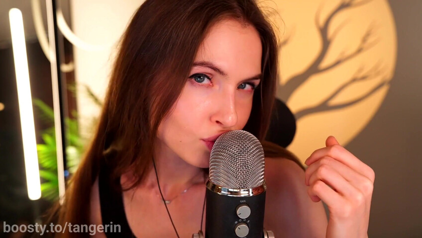 Tangerin ASMR - 13 November 2025 - Ear Licking - Lipping & Eye Contact