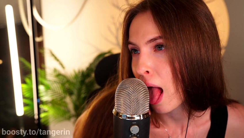 Tangerin ASMR - 13 November 2025 - Ear Licking - Lipping & Eye Contact