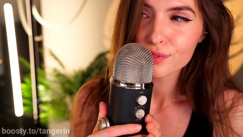 Tangerin ASMR - 13 November 2025 - Ear Licking - Lipping & Eye Contact