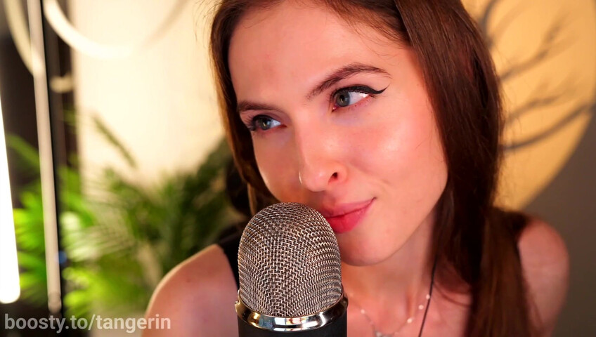 Tangerin ASMR - 13 November 2025 - Ear Licking - Lipping & Eye Contact