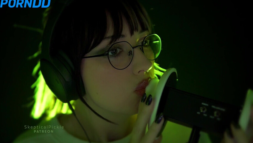 SkepticalPickle ASMR - 19 October 2025 - Deep Intense Brain Licking (Golden Tier)