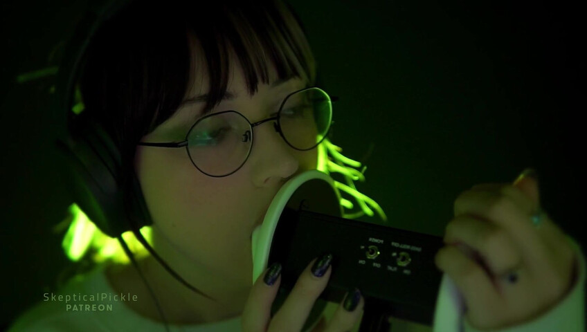 SkepticalPickle ASMR - 19 October 2025 - Deep Intense Brain Licking (Golden Tier)