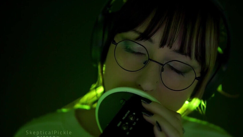 SkepticalPickle ASMR - 19 October 2025 - Deep Intense Brain Licking (Golden Tier)