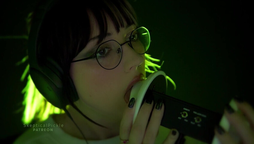SkepticalPickle ASMR - 19 October 2025 - Deep Intense Brain Licking (Golden Tier)