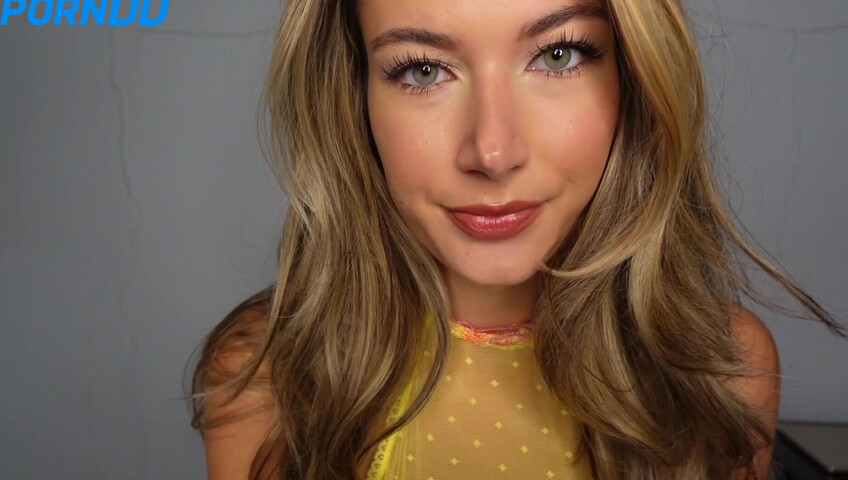 Sabrina Vaz - ASMR Girl on Girl ~~ Sensual Scratches & Boob Touching