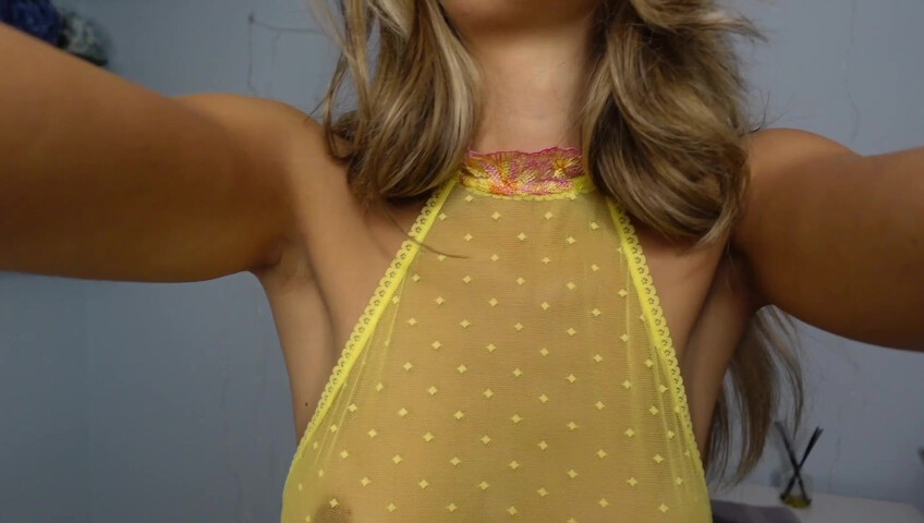 Sabrina Vaz - ASMR Girl on Girl ~~ Sensual Scratches & Boob Touching