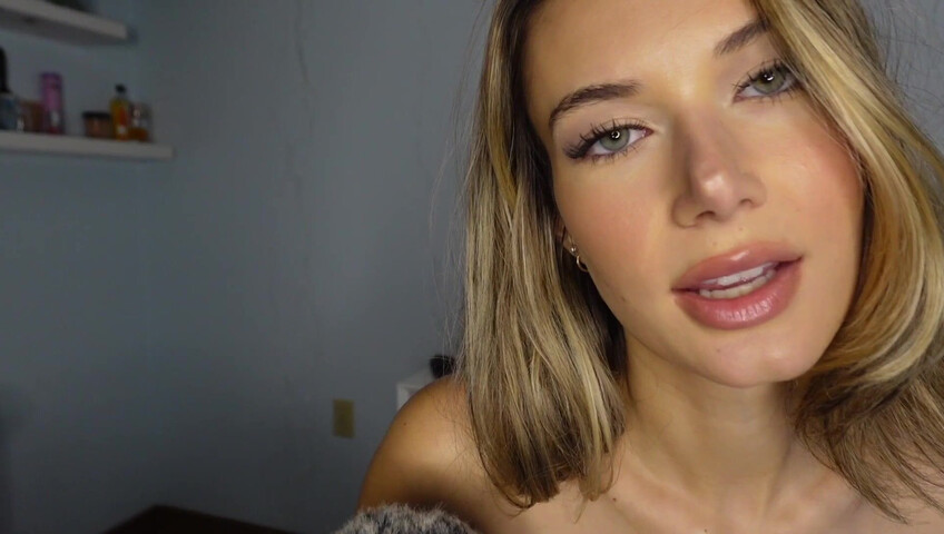 Sabrina Vaz - 22 November 2025 - Deep Kissing xx