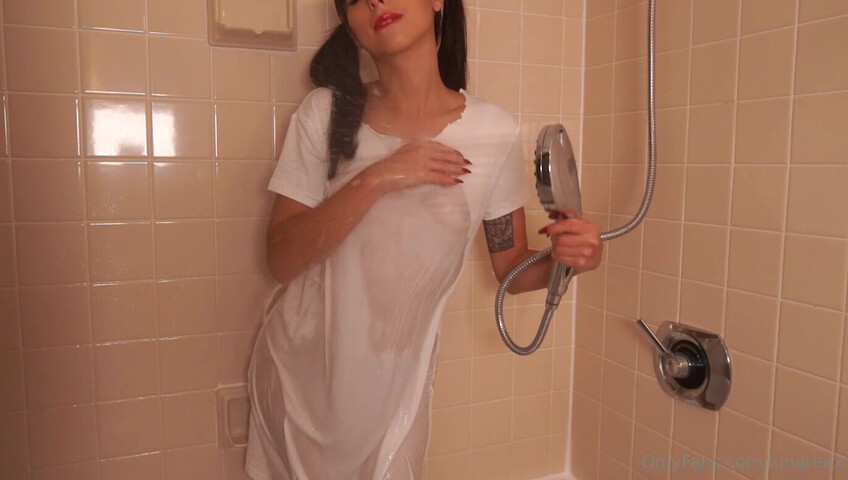 LunaRexx - See-True T-Shirt & Fingering My Self