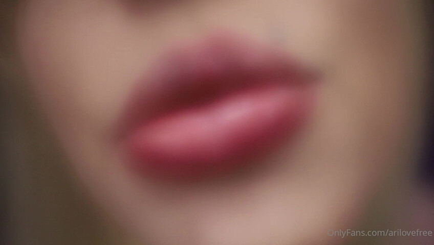 AriLove - Lens Fogging ASMR Fast whispers & heavy breathing