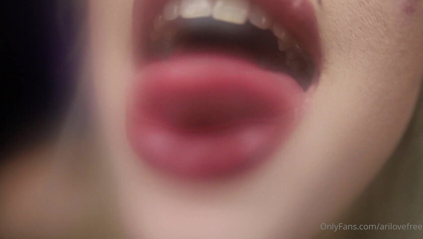 AriLove - Lens Fogging ASMR Fast whispers & heavy breathing