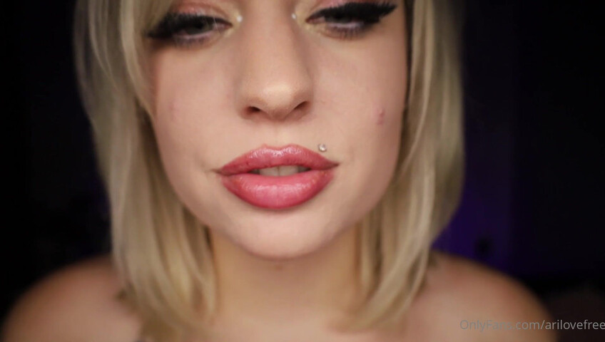 AriLove - Lens Fogging ASMR Fast whispers & heavy breathing