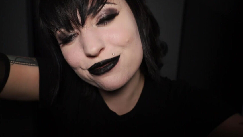 AriLove ASMR - Mavis Massages A Monster! LOTION SOUNDS (ASMR Roleplay)