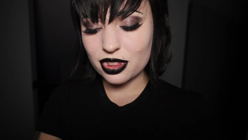 AriLove ASMR - Mavis Massages A Monster! LOTION SOUNDS (ASMR Roleplay)