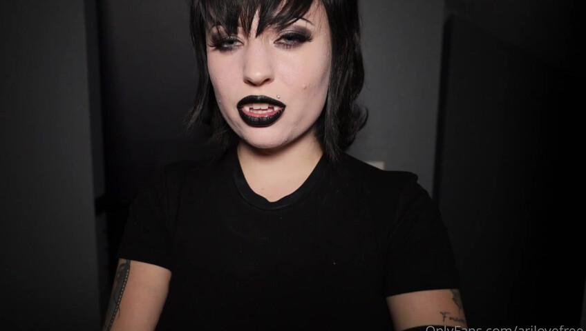 AriLove ASMR - Mavis Massages A Monster! LOTION SOUNDS (ASMR Roleplay)