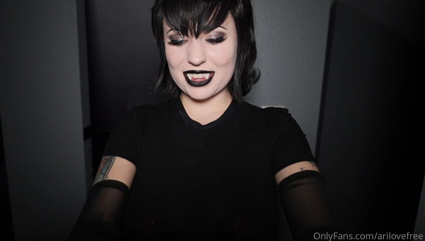 AriLove ASMR - Mavis Massages A Monster! LOTION SOUNDS (ASMR Roleplay)