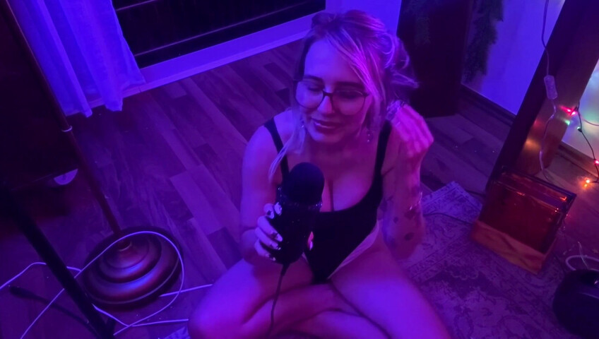 Soph Stardust ASMR - Triggers & Body Tapping On My Knees