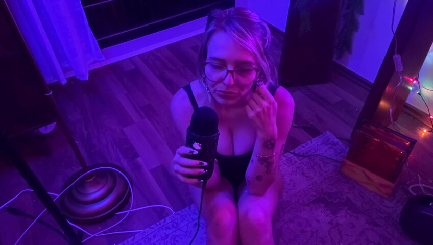 Soph Stardust ASMR - Triggers & Body Tapping On My Knees