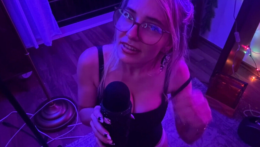 Soph Stardust ASMR - Triggers & Body Tapping On My Knees