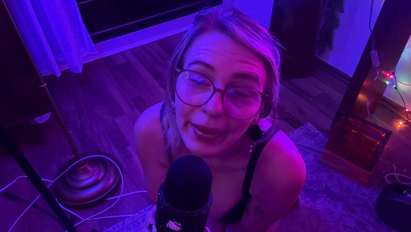 Soph Stardust ASMR - Triggers & Body Tapping On My Knees