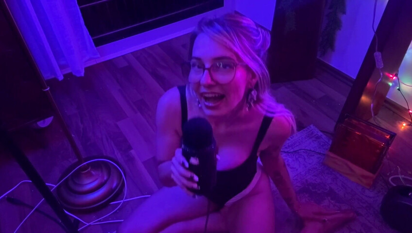 Soph Stardust ASMR - Triggers & Body Tapping On My Knees