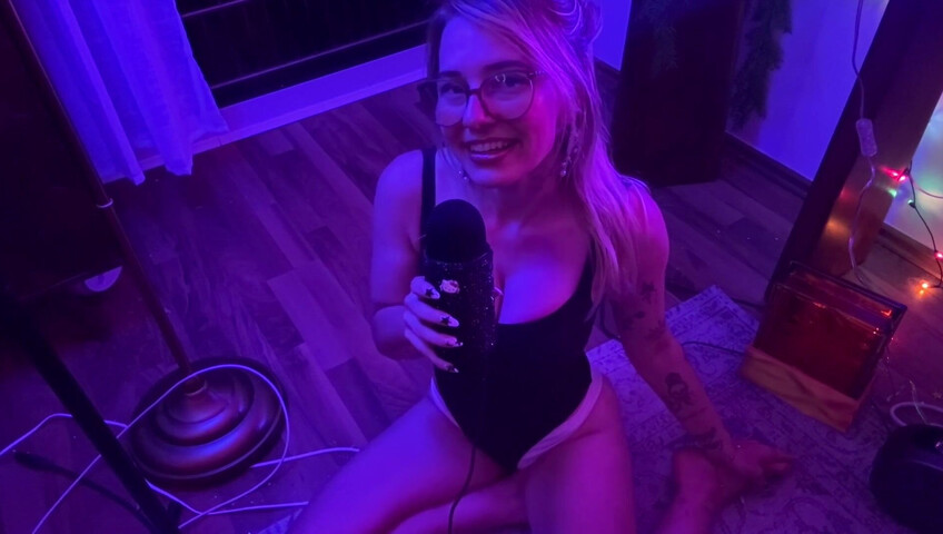 Soph Stardust ASMR - Triggers & Body Tapping On My Knees