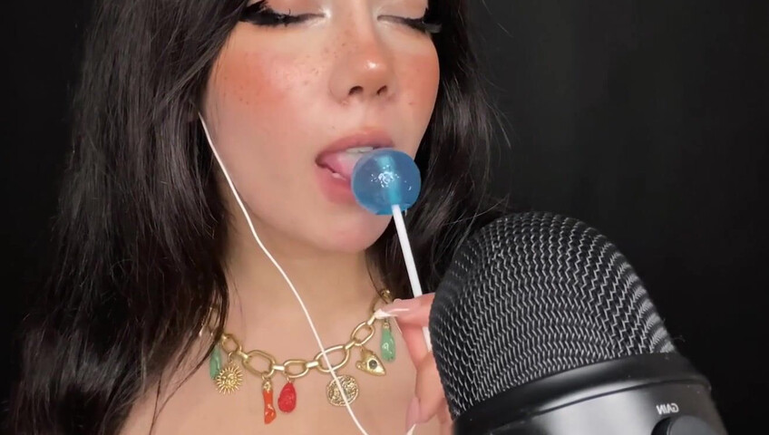 Shiny ASMR - Lollipop Sucking- Watch My Lips Work