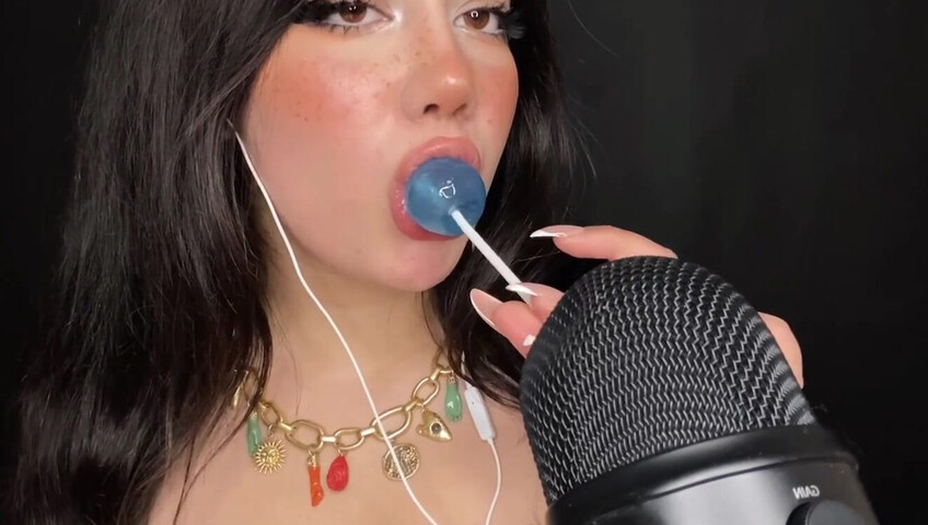 Shiny ASMR - Lollipop Sucking- Watch My Lips Work