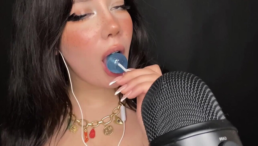 Shiny ASMR - Lollipop Sucking- Watch My Lips Work