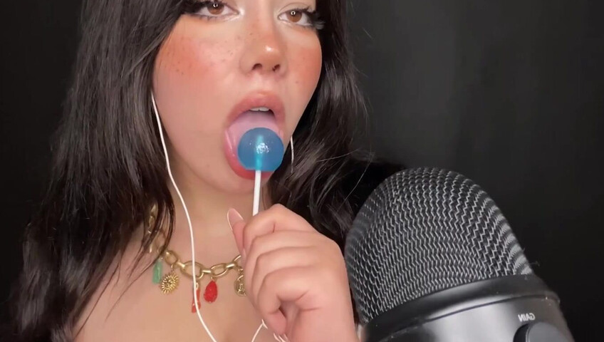 Shiny ASMR - Lollipop Sucking- Watch My Lips Work