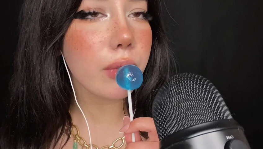Shiny ASMR - Lollipop Sucking- Watch My Lips Work