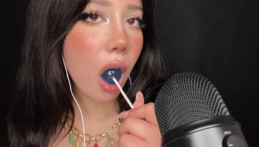 Shiny ASMR - Lollipop Sucking- Watch My Lips Work