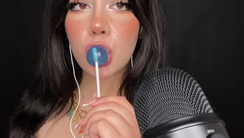 Shiny ASMR - Lollipop Sucking- Watch My Lips Work