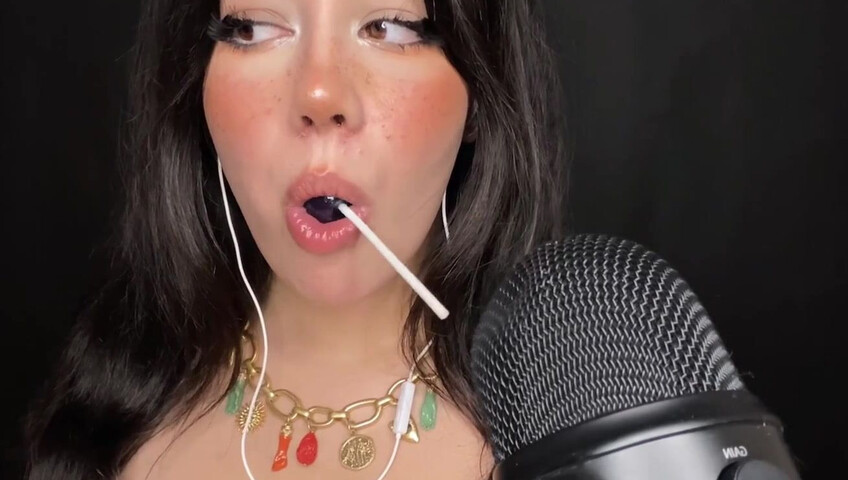 Shiny ASMR - Lollipop Sucking- Watch My Lips Work