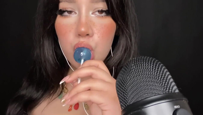 Shiny ASMR - Lollipop Sucking- Watch My Lips Work