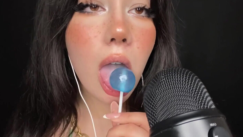 Shiny ASMR - Lollipop Sucking- Watch My Lips Work