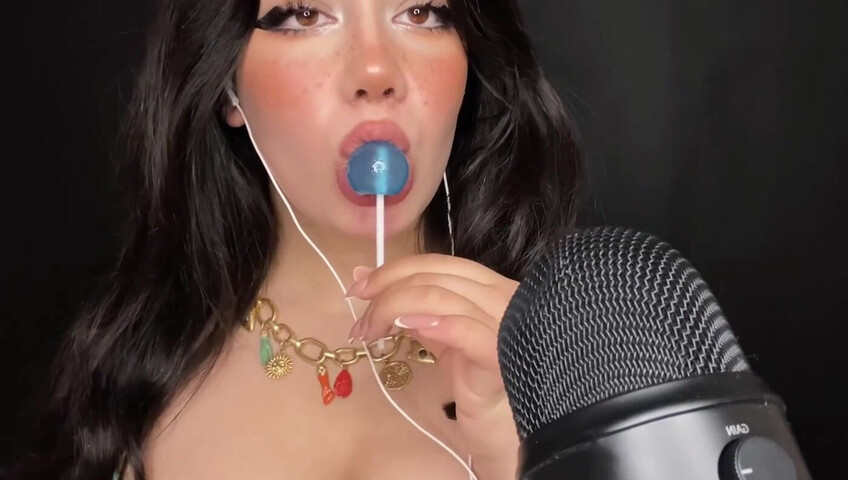 Shiny ASMR - Lollipop Sucking- Watch My Lips Work
