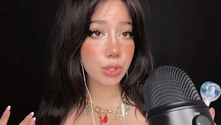 Shiny ASMR - Lollipop Sucking- Watch My Lips Work