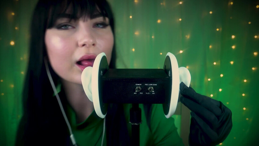 SacredXO – Shego’s Black Latex Gloves Slide Deep Into Your Ears While I Lick You